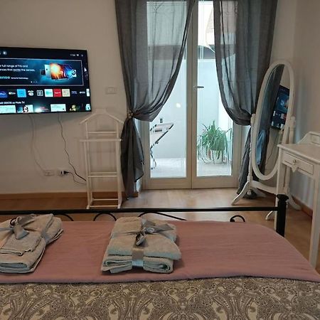 Casalara Garden Apartment โรม ภายนอก รูปภาพ